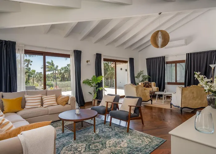 Вілла Atalaya *